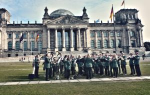 Langenberger Blaskapelle - Platzkonzert vor dem Bundestag